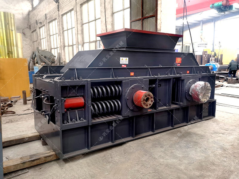 2PG1500x800大型直連式液壓對(duì)輥破碎機(jī)發(fā)貨 發(fā)往新疆